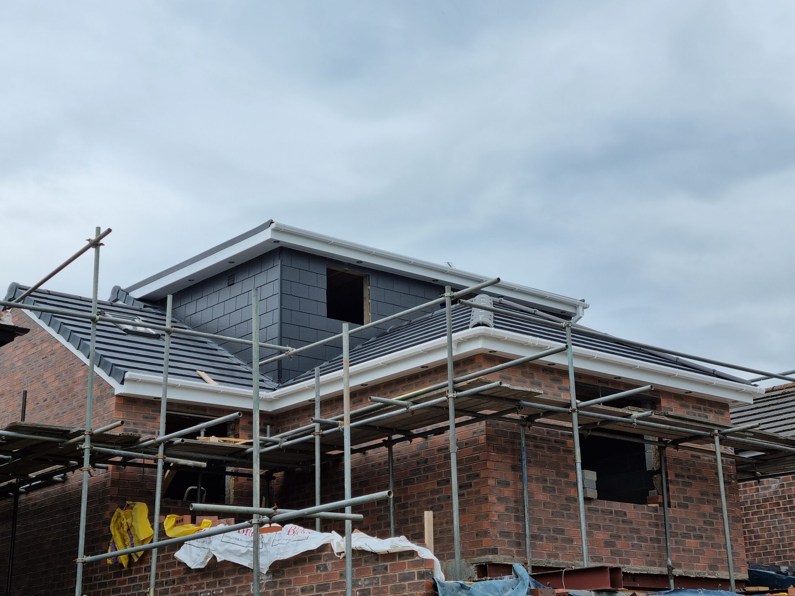 Dormer and roof construction thumbnail