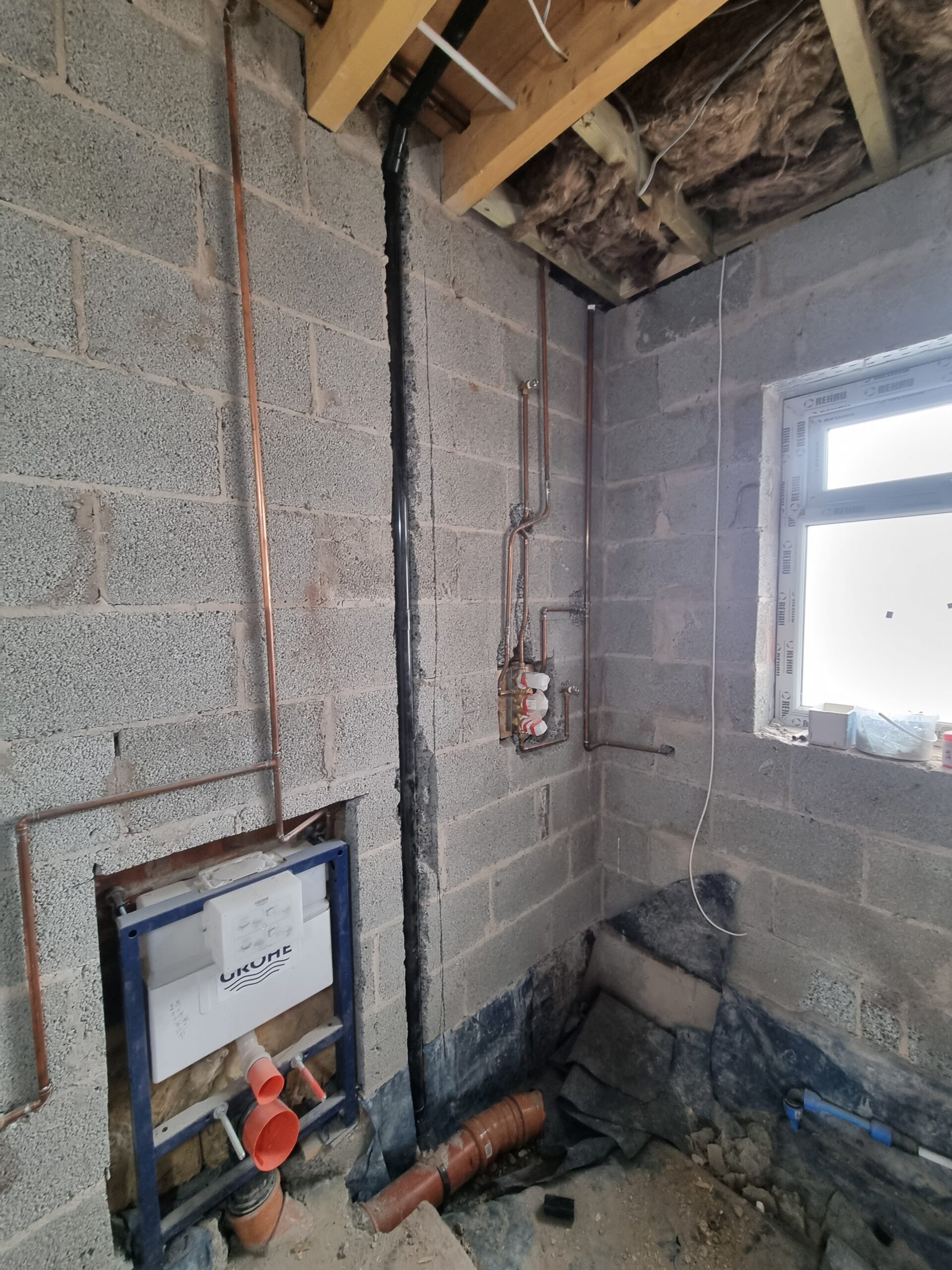 Bathroom first fix plumbing thumbnail